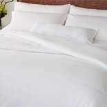 Sabana lisa con festón en tela de 300 Hilos 100% Algodón