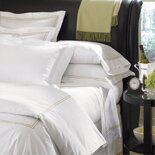 Sabana lisa con festón en tela de 300 Hilos 100% Algodón